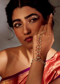 22k Gold Plated Kundan Red Hathphool In Silver Alloy