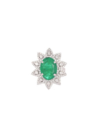 92.5 Sterling Silver Floral Ring Embedded with Green Emerald