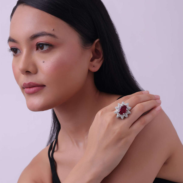 92.5 Sterling Silver Flower Shaped Ring Studded With Oval-Shaped Garnet Red Synthetic Stone