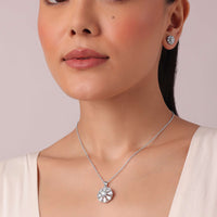 92.5 Sterling Silver Zirconia Floral Pendant Necklace