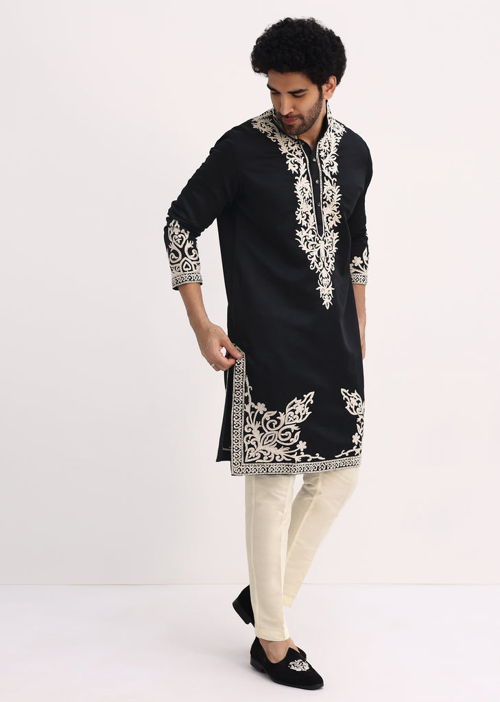 Dark Blue Kurta With Threadwork