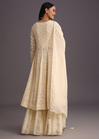 White Thread Work Kurti With Banarasi Weave Skirt And Butti Work Dupatta