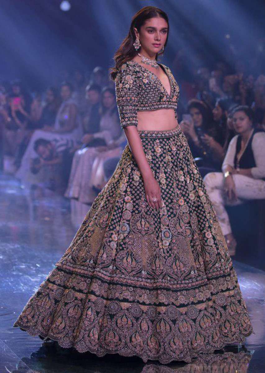 Aditi Rao Hydari As Kalki Showstopper In Emerald Green Lehenga Choli With Hand Embroidered 3D Floral Pattern