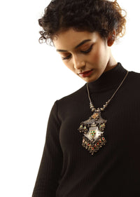 Antique Floral Necklace With Gold Polished Kundan Detailing Along With Green And Pink Stones