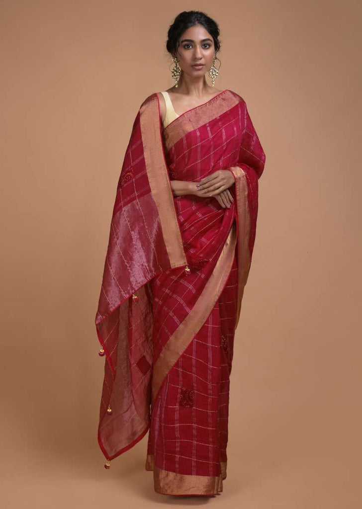 Apple Red Saree In Cotton Silk With Weaved Checks Online - Kalki Fashion