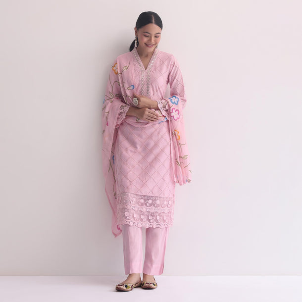 Baby Pink Resham Kurti Pant Set With Printed Dupatta