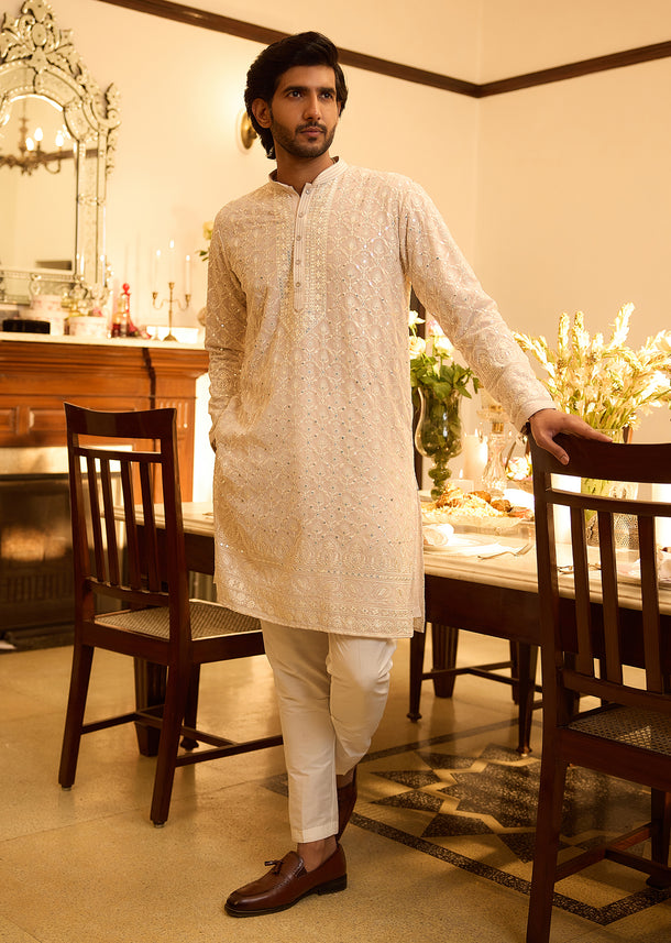 Beige Embroidered Kurta With Intricate Threadwork