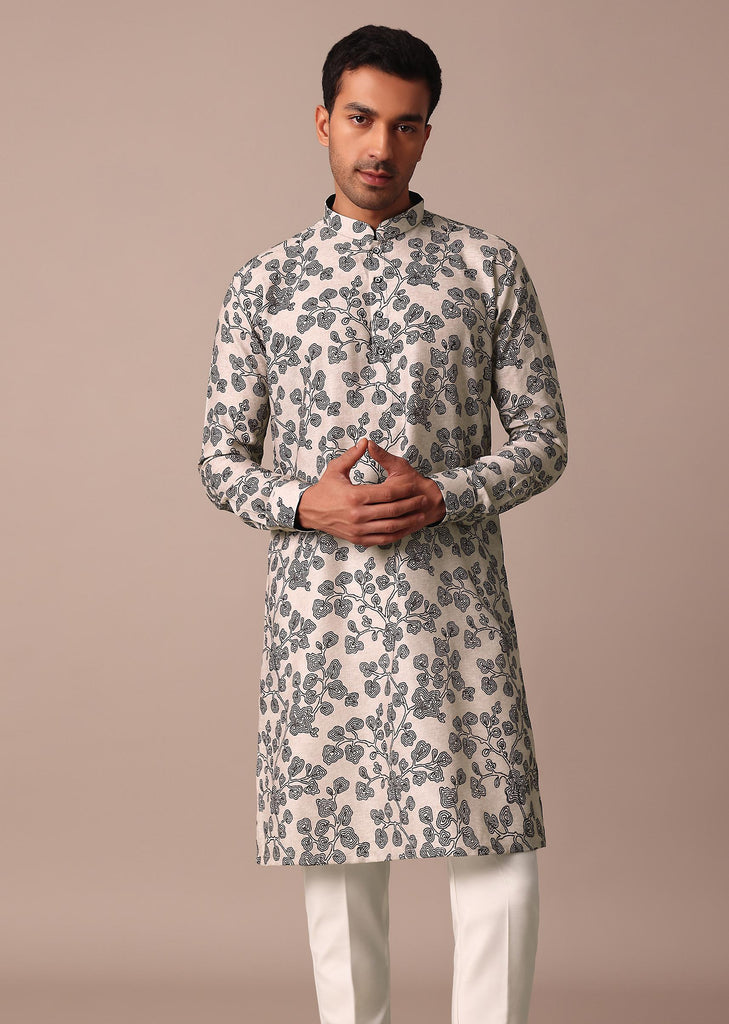 Beige Kurta With Thread Work Motifs