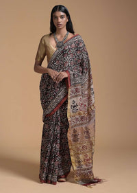 Black And Maroon Saree In Cotton With Batik Printed Floral Jaal Design Online - Kalki Fashion