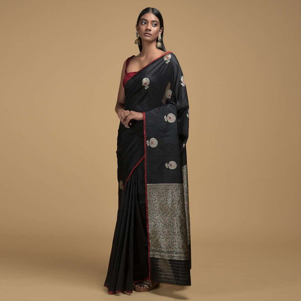 Black Pure Handloom Saree In Tussar Silk With Woven Floral Buttis And Jaal On The Pallu Online - Kalki Fashion