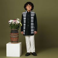 Black Jacket Kurta Set In Silk With White Digital Print