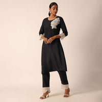 Black Kurta Set In Cotton With Patchwork Embroidery