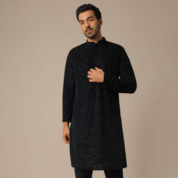 Black Kurta Set In Silk With Sequin Embroidery