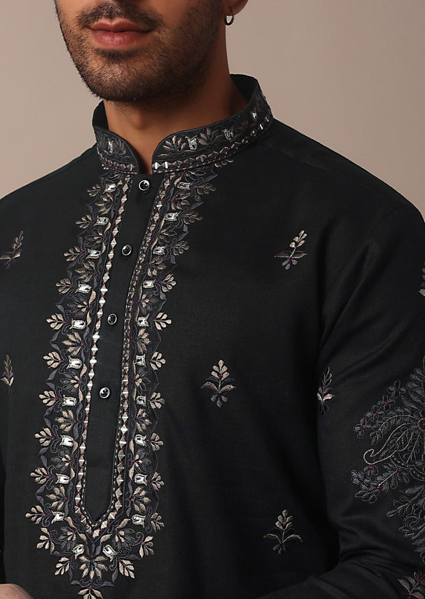 Black Linen Kurta Set With Intricate Yoke Work