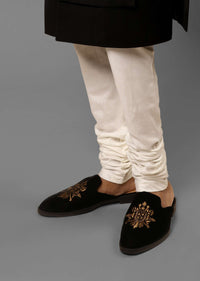 Black Mules In Suede With Zari Embroidered Motif