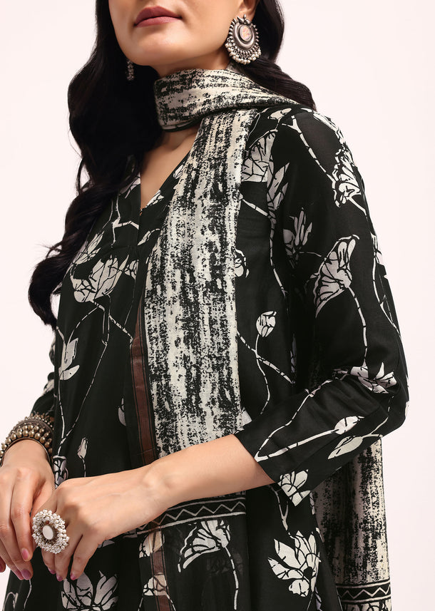Black Printed Chanderi Kurta Set With Dupatta