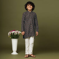 Black Printed Kurta And Pant Set In Silk