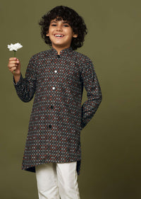 Black Printed Kurta And Pant Set In Silk