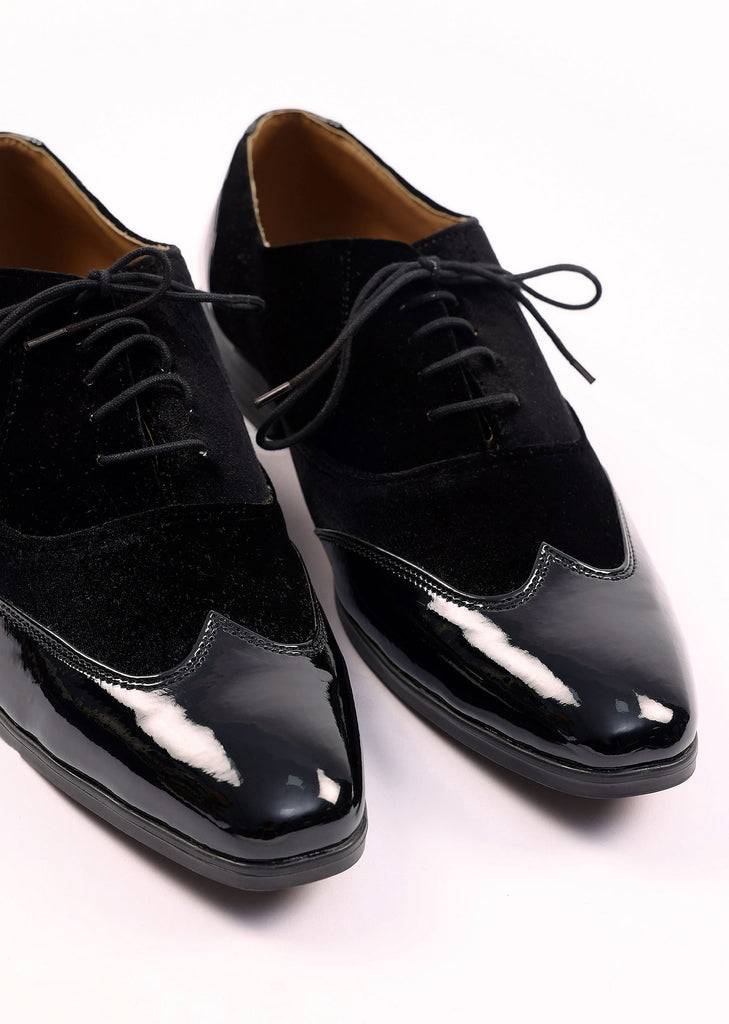 Black Velvet Jutti