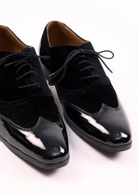 Black Velvet Jutti