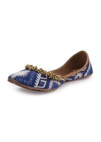 Blue And White Juttis In Jacquard With Tiny Ghungroos And Print By 5 Elements