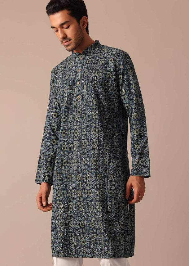 Blue Denim Printed Kurta Set With Pintuck Pattern