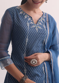 Blue Kurti Pant Set In Cotton With Resham Work