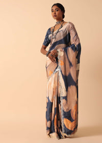 Blue Muslin Abstract Printed Saree With Unstitched Blouse Fabric