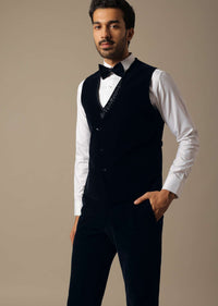 Blue Velvet Tuxedo Set For Men