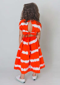 Kalki Girls Bright Orange Backless Crop Top And Culottes Set In Cotton With Tie - Dye Print By Tiber Taber