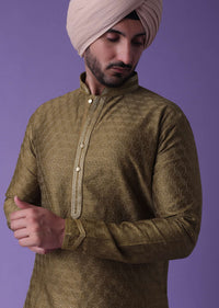 Brown Kurta Set In Silk With Machine Embroidery