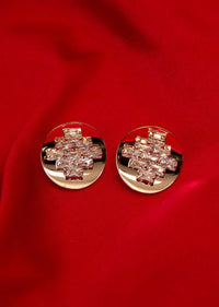 Classy metal stud with crystal beads