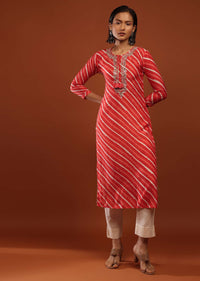 Coral Pink Kurta In Cotton With Leheriya Print And Gotta Work