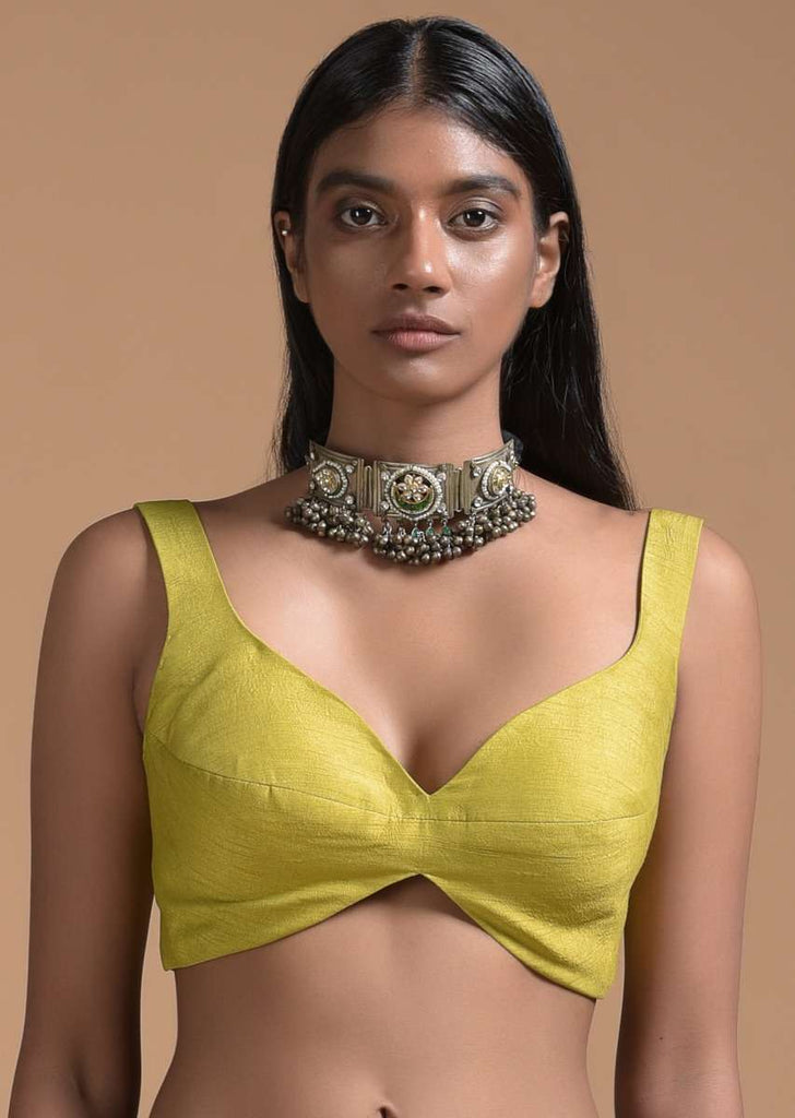 Corn Yellow Sleeveless Blouse In Raw Silk With Sweetheart Neckline And Curved Hem