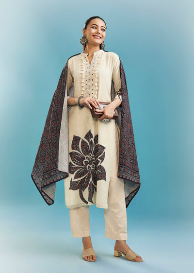 Cream And Black Block Print Kurta Set With Lace And Tassel Work