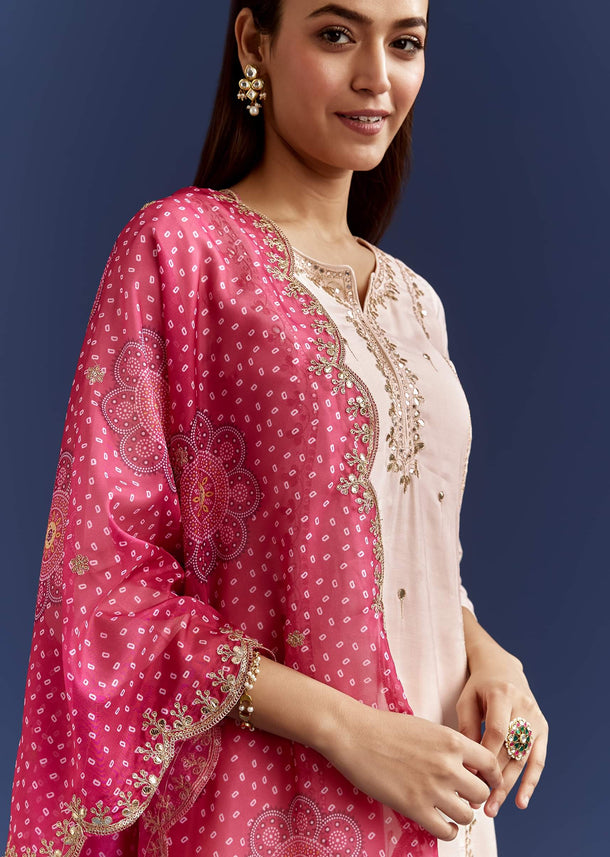 Cream Dola Silk Kurta With Gotta Work And Bandhani Pink Dupatta