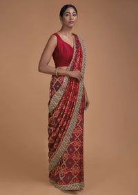 Crimson Red Saree In Silk With Weaved Checks And Floral Motifs All Over Online - Kalki Fashion