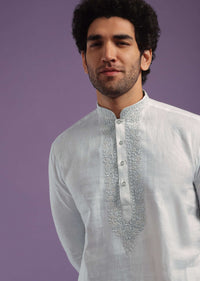 Daisy White Kurta In Linen With An Thread Embroiderd Yoke