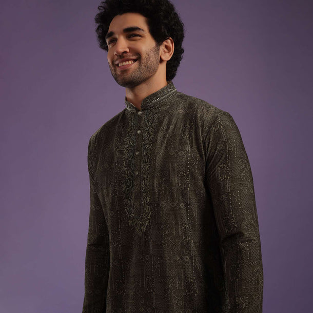 Dark Brown Kurta Set In Velvet With Cut Dana Embroidery