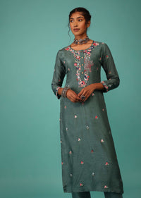 Peacock Green Kurta Set In Dola Silk With Kashmiri Thread Embroidery & 3D Floral Work