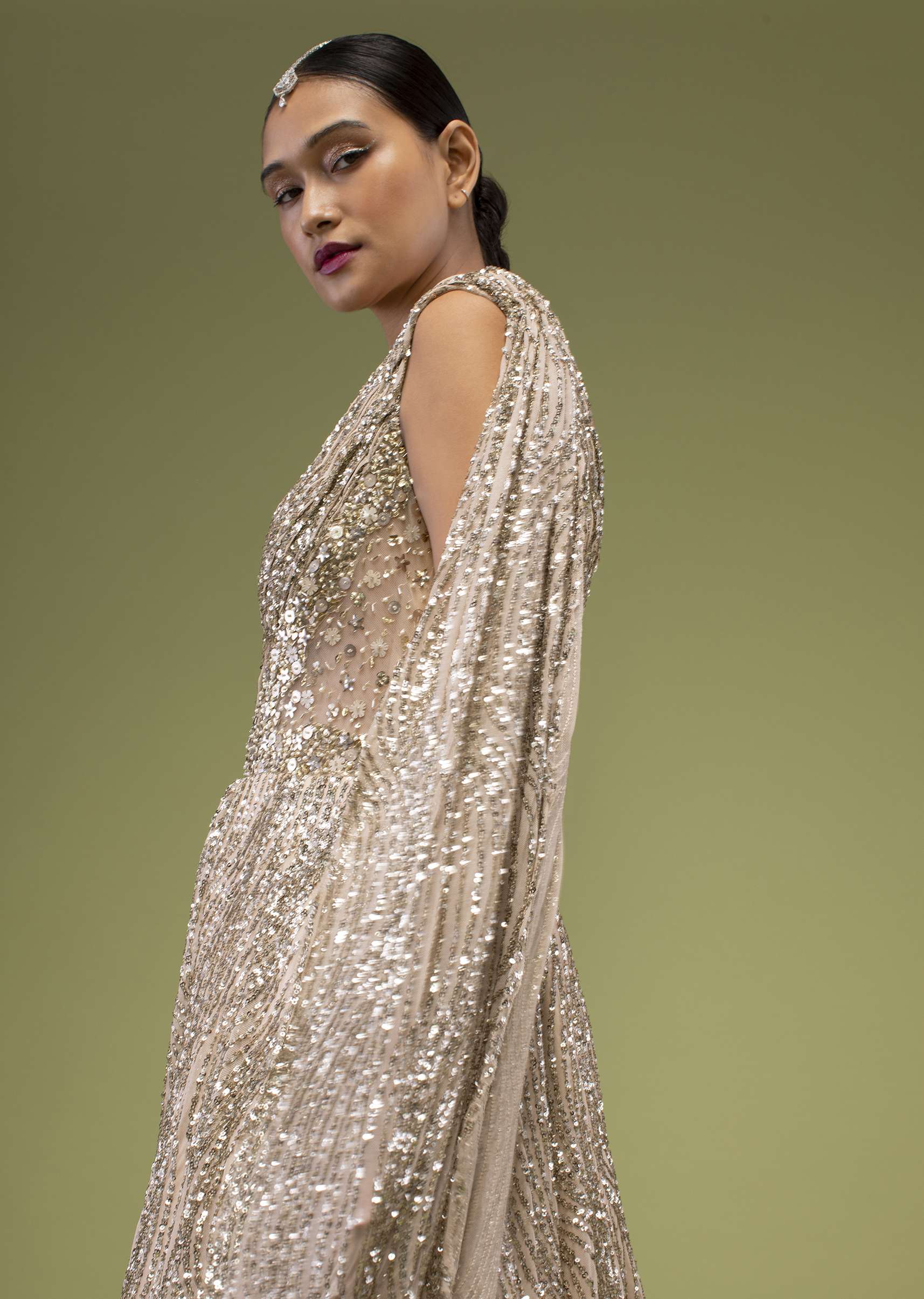 Doe Gown With A Long Cape In Sequins Embroidery, Crafted In Sleeveless With A V Neckline And A Side Zip Closure