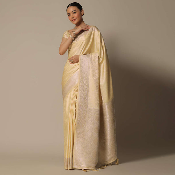 Elegant Brocade Saree With Unstitched Blouse Fabric