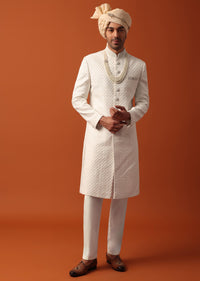 Exquisite White Silk Sherwani Set With Intricate Embroidery