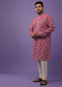 Fuschia Pink Kurta Set In Silk With Thread Embroidery