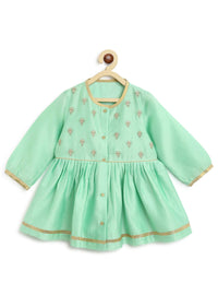 Kalki Girls Combo Of Sea Green Embroidered Angrakha Set And Gold Printed Bow Hairclip