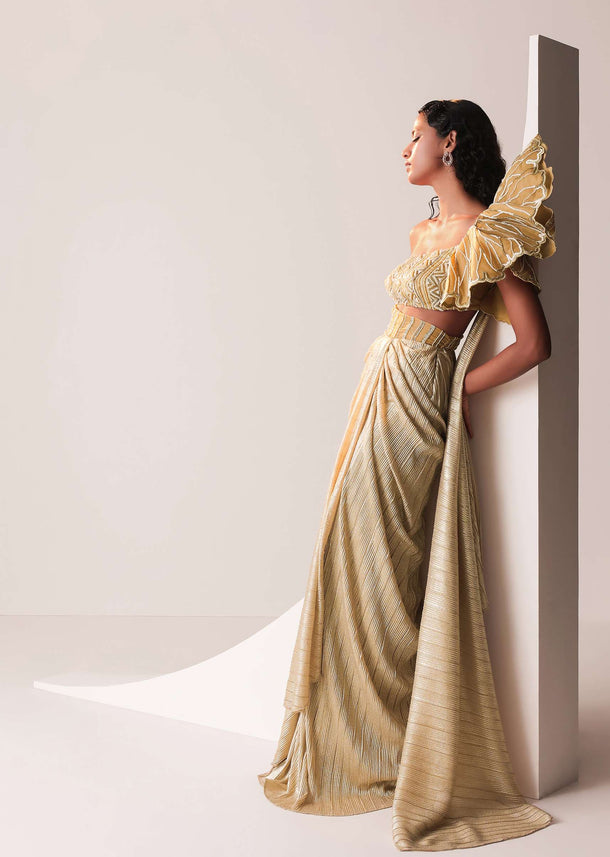Glam Gold Gown In Knit Strechable Fabric With Embroidery