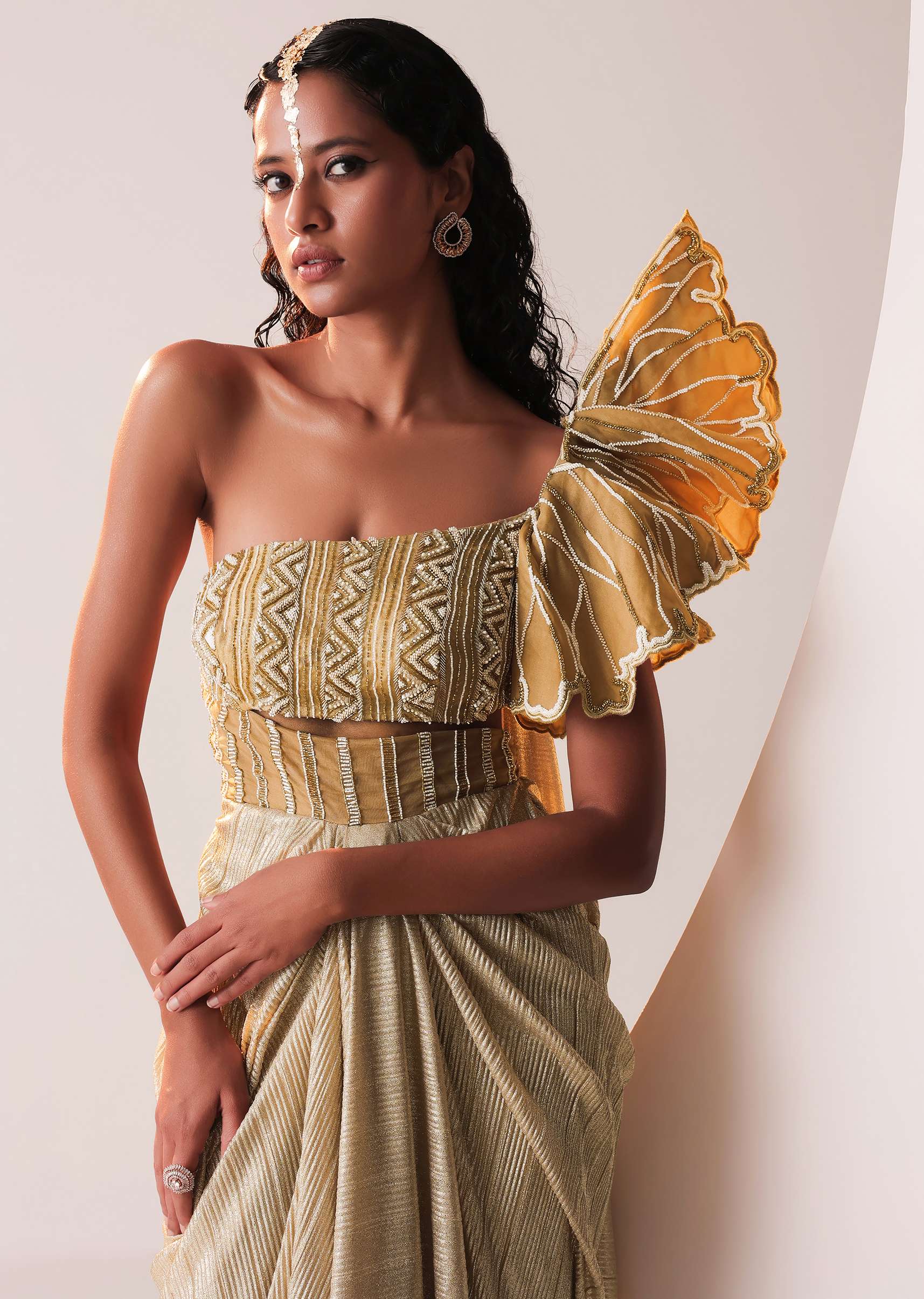 Glam Gold Gown In Knit Strechable Fabric With Embroidery