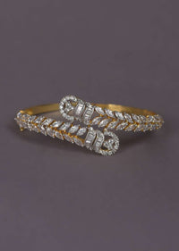 Gold Plated Bracelet With Crystals And Bugle Beads In Over Lapping Pattern Online - Kalki Fashion
