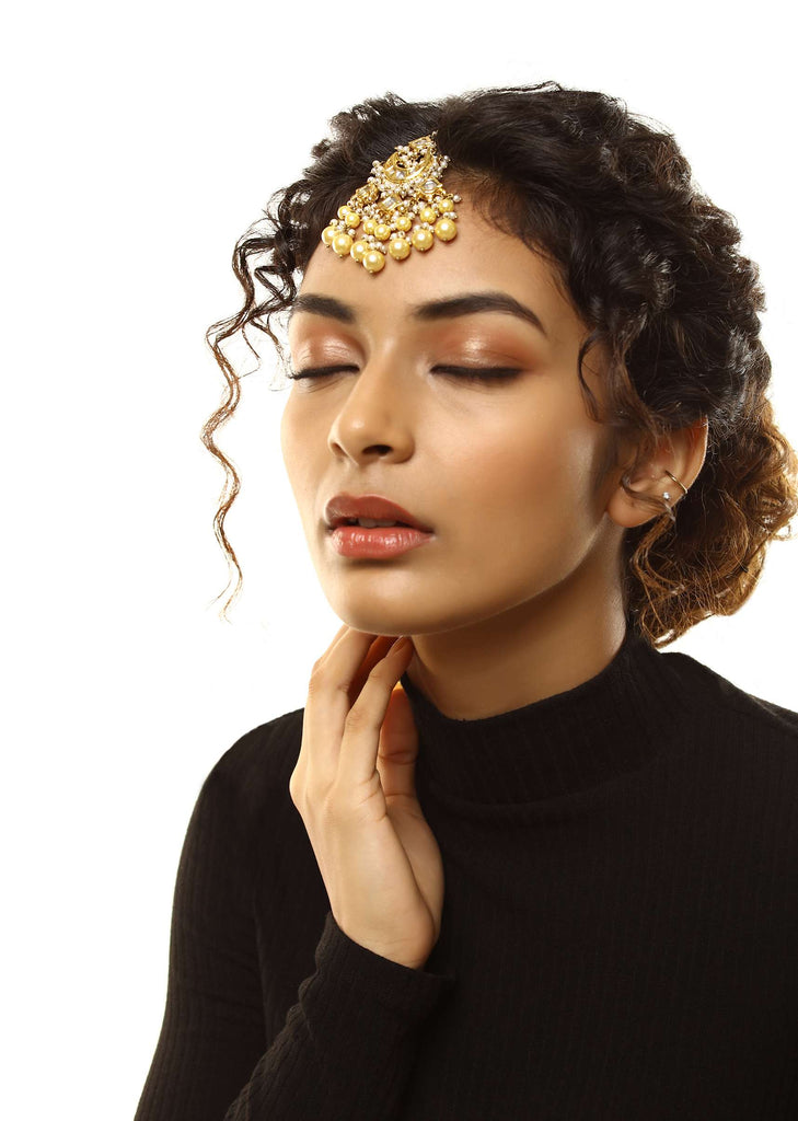 Gold Plated Kundan Mang Tika In Crescent Motifs With Dangling Yellow And White Pearl Fringes