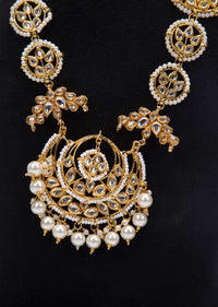 Gold plated kundan necklace with pearl only on Kalki